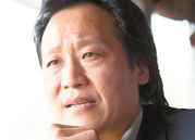 演员干爹,揭秘演员背后的干爹助力之路