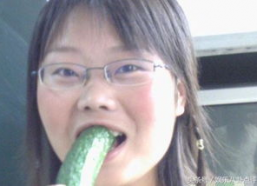 女的说吃瓜啥意思,揭秘网络流行语的深层含义